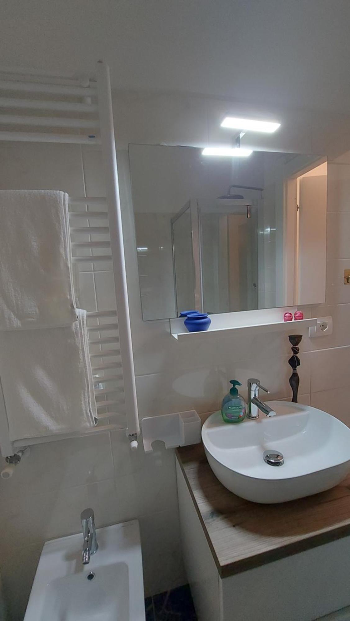 Relax Al Guardastelle - Free Parking & Air Condition - Swimming Pool Additional Pay Rapallo Exterior foto